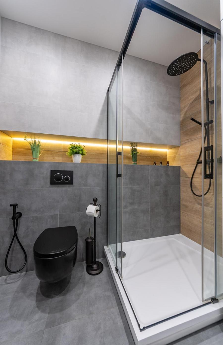 Royal Tower Residence Big Vip Apartment In Center Floor 27 Kiev Bagian luar foto