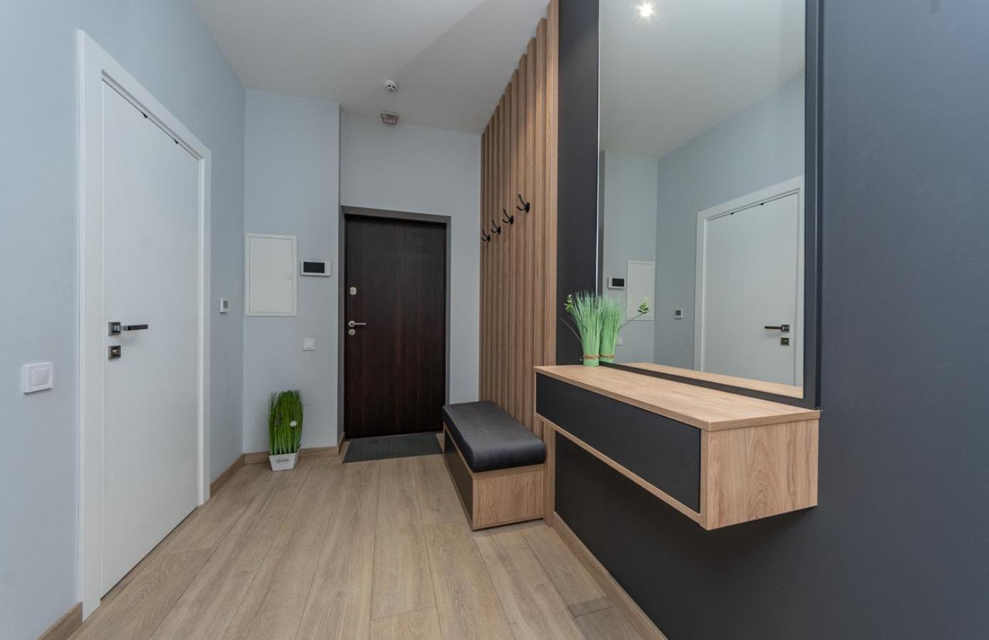 Royal Tower Residence Big Vip Apartment In Center Floor 27 Kiev Bagian luar foto