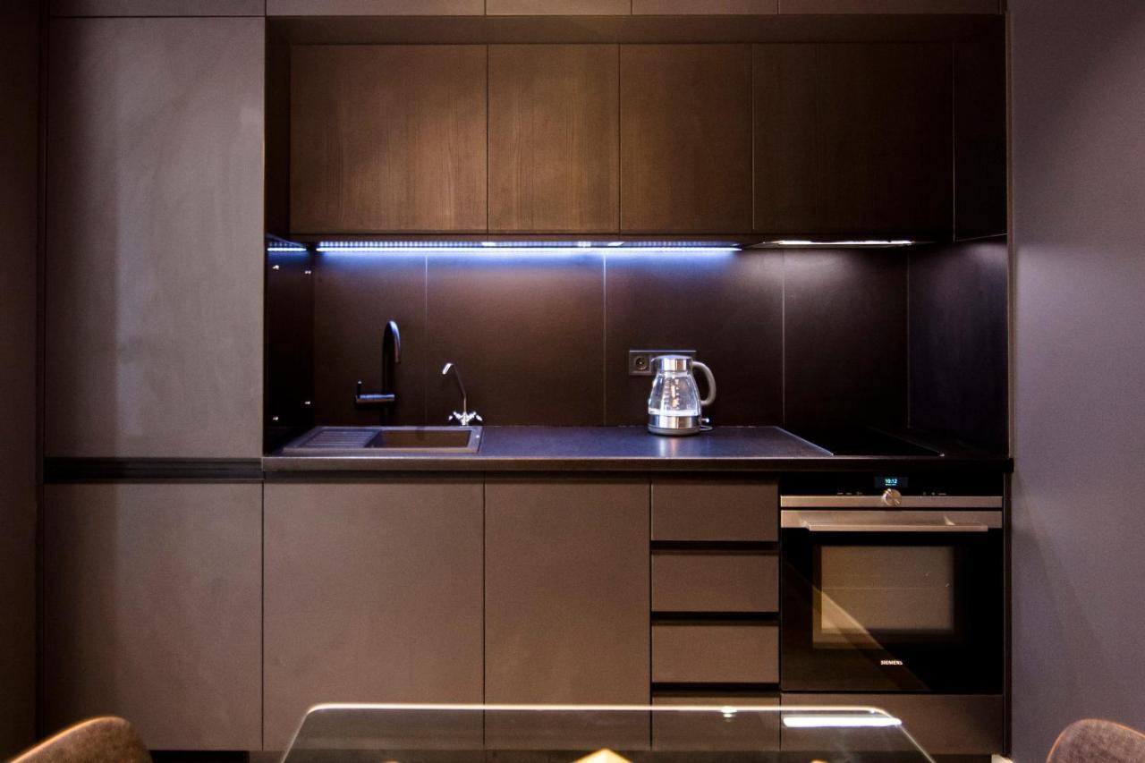 Royal Tower Residence Big Vip Apartment In Center Floor 27 Kiev Bagian luar foto