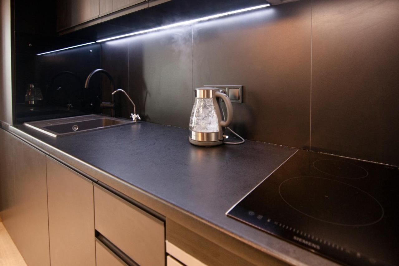 Royal Tower Residence Big Vip Apartment In Center Floor 27 Kiev Bagian luar foto
